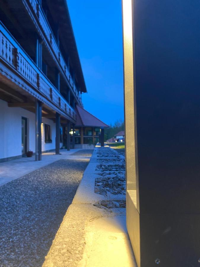 沼泽酒店 纽舒瑙 外观 照片
